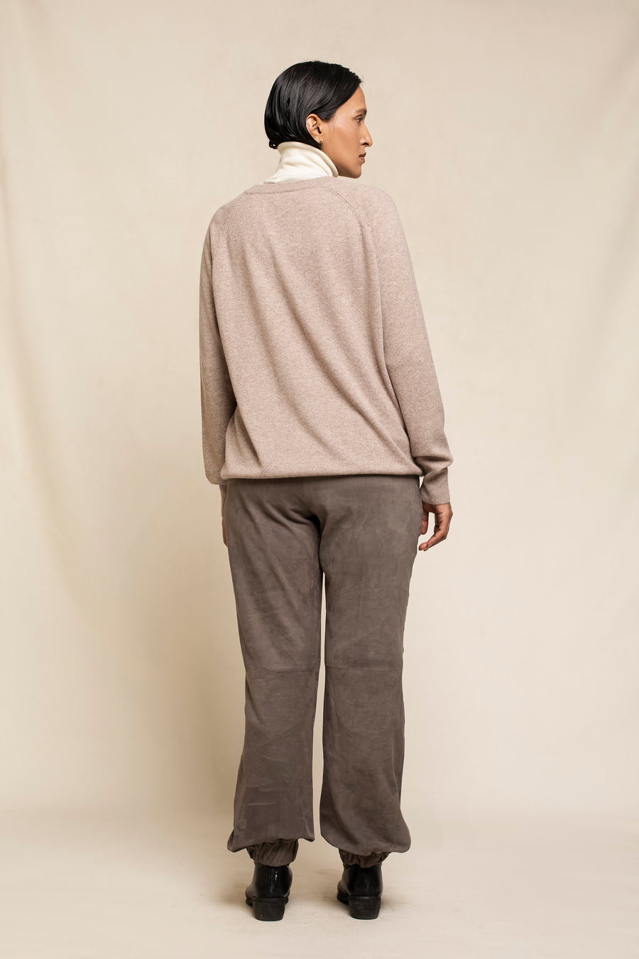 Unisex Cashmere V-Neck Sweater