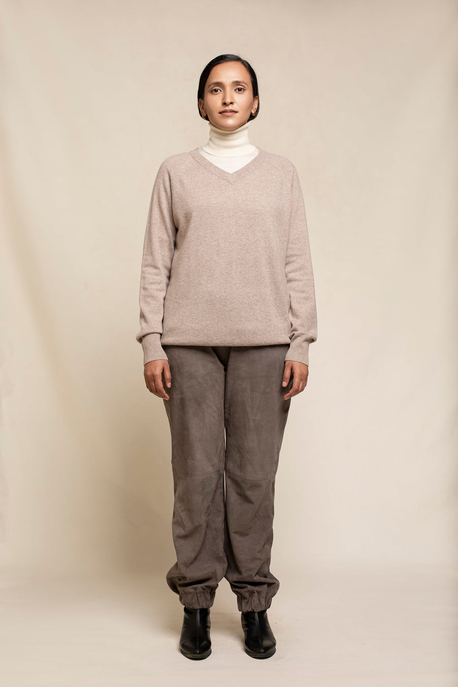 Unisex Cashmere V-Neck Sweater